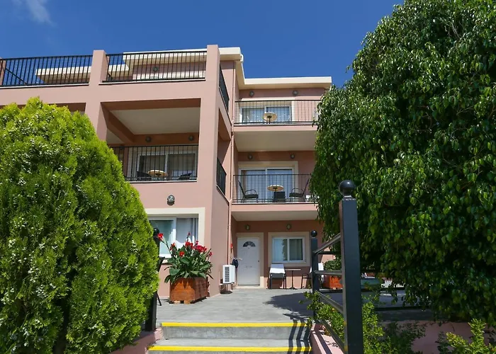Pelagos Apartments Skala 