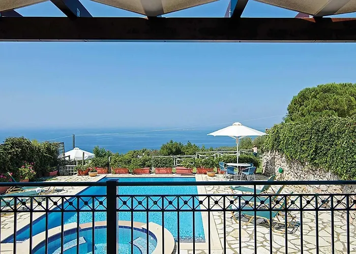 Efrosini Villa Lassi 