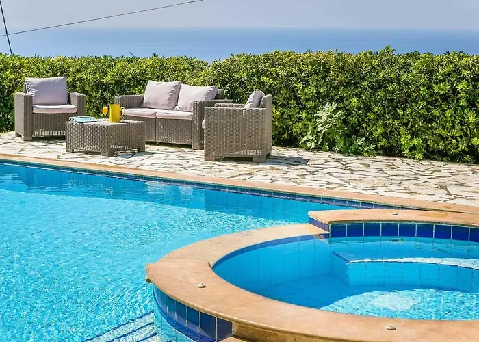 Penelope Sea View Villa Lassi 