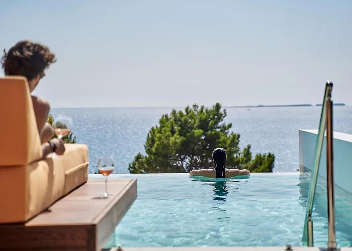 Luxury Hotels in Lassi (Kefalonia)